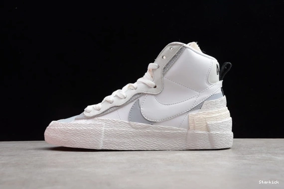 BLAZER NIKE WHITE MID BV0072-100 SACAI X 0813